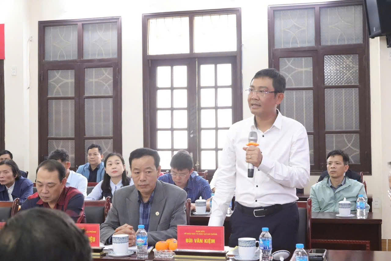 Lãnh đạo Sở GD&ĐT Hải Phòng phát biểu tại Hội nghị