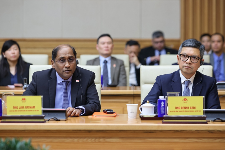 Đại sứ một số nước ASEAN phát biểu tại tọa đàm - Ảnh: VGP/Nhật Bắc Đại sứ một số nước ASEAN phát biểu tại tọa đàm - Ảnh: VGP/Nhật Bắc