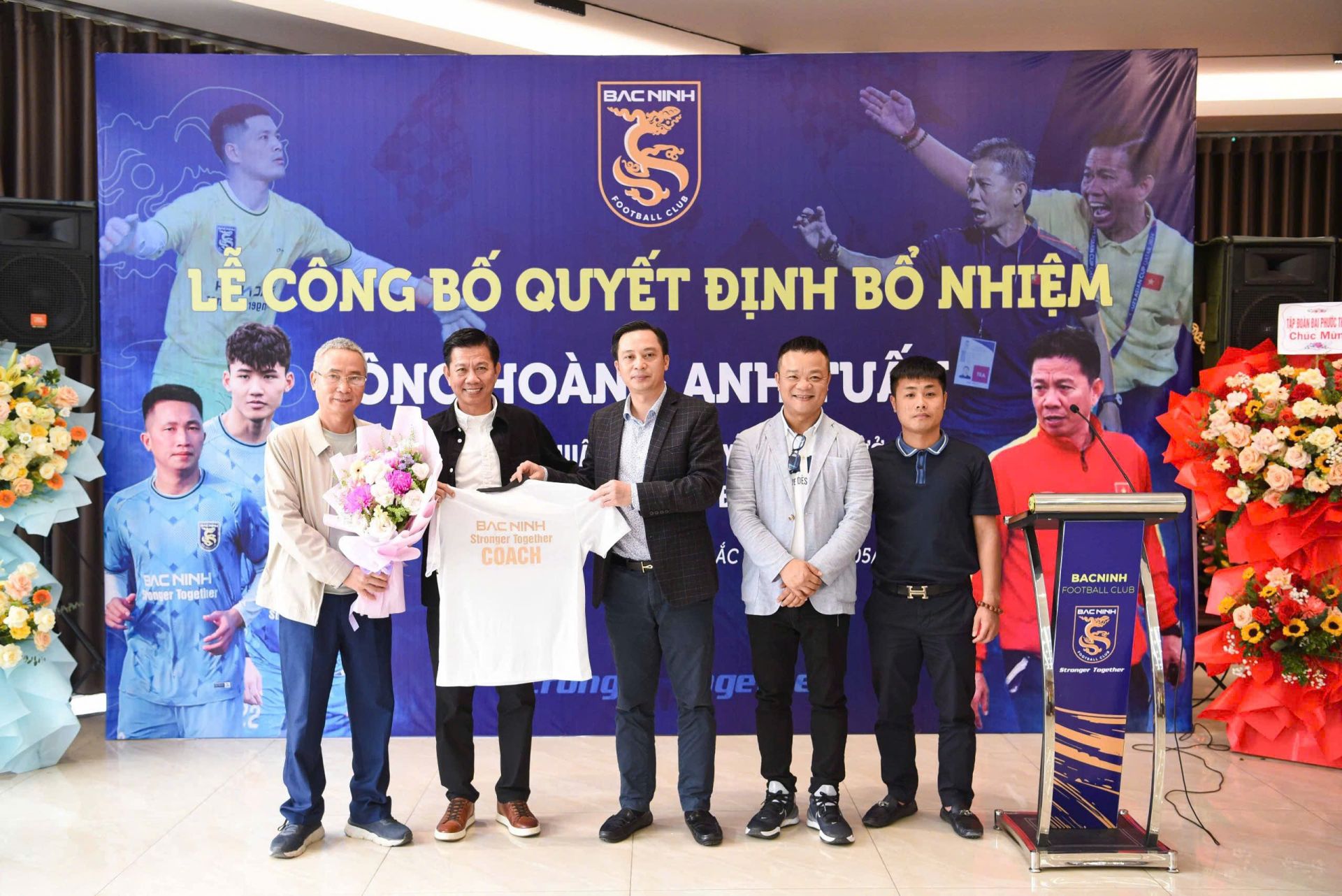 Lãnh đạo Câu Lạc bộ