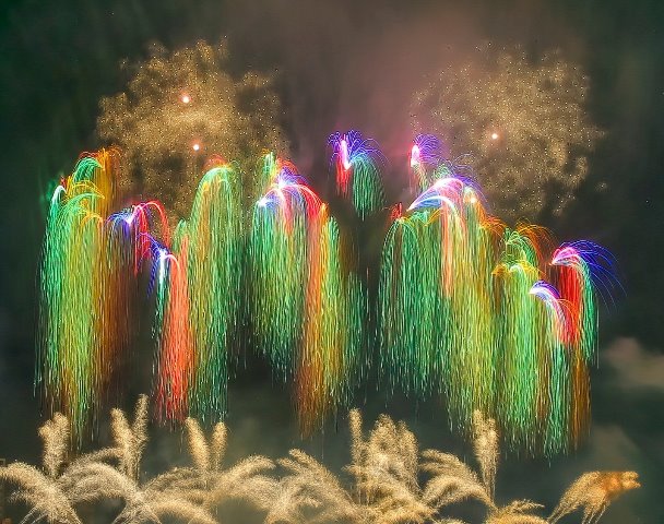 Quảng Nam lần đầu tiên tổ chức bắn pháo hoa tầm cao