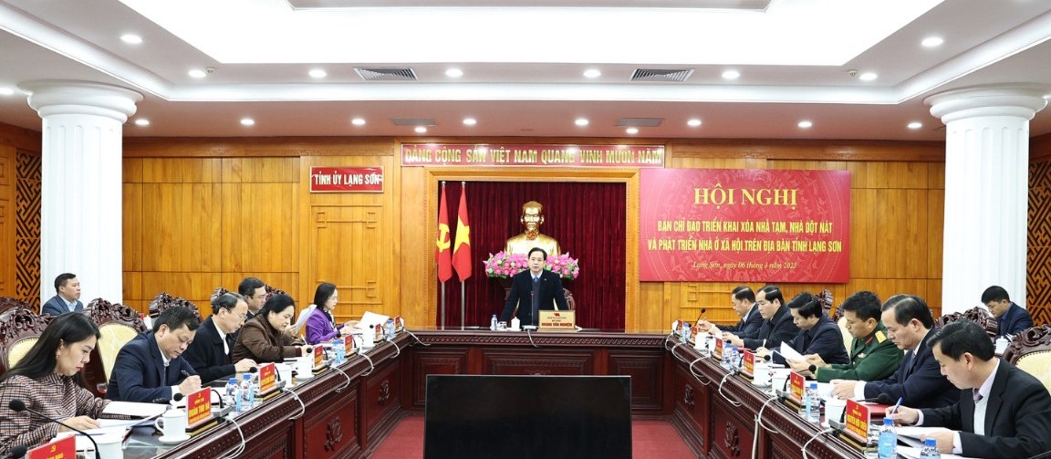 Quang cảnh hội nghị