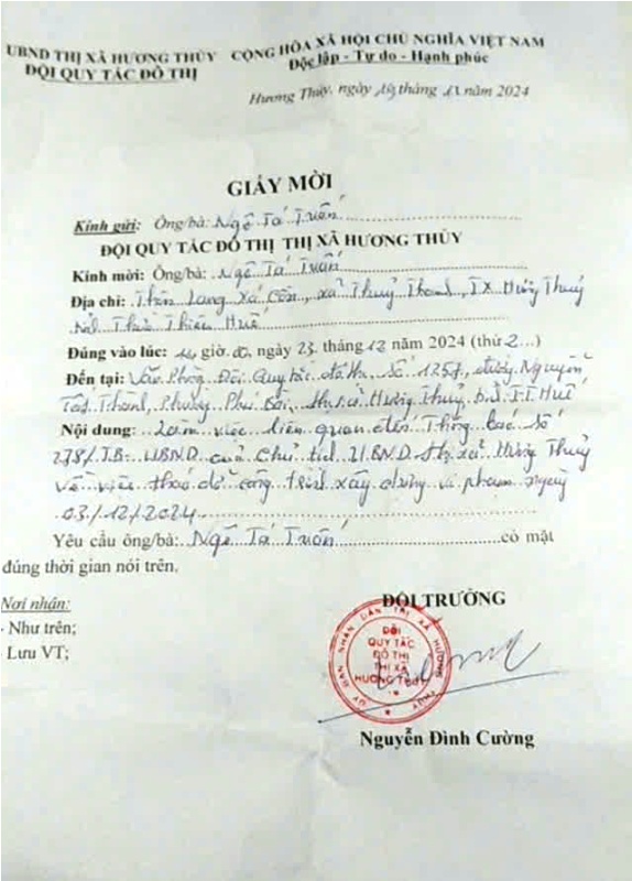 Đội Quy tắc Đô thị thông báo cưỡng chế Đội Quy tắc Đô thị thông báo cưỡng chế