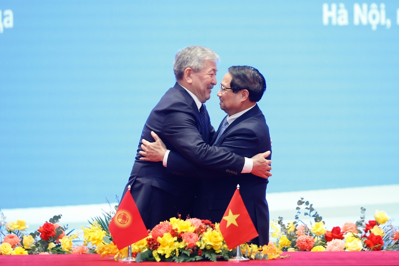 Thủ tướng Adylbek Kasymaliev khẳng định: Kyrgyzstan coi Việt Nam là ưu tiên đối ngoại