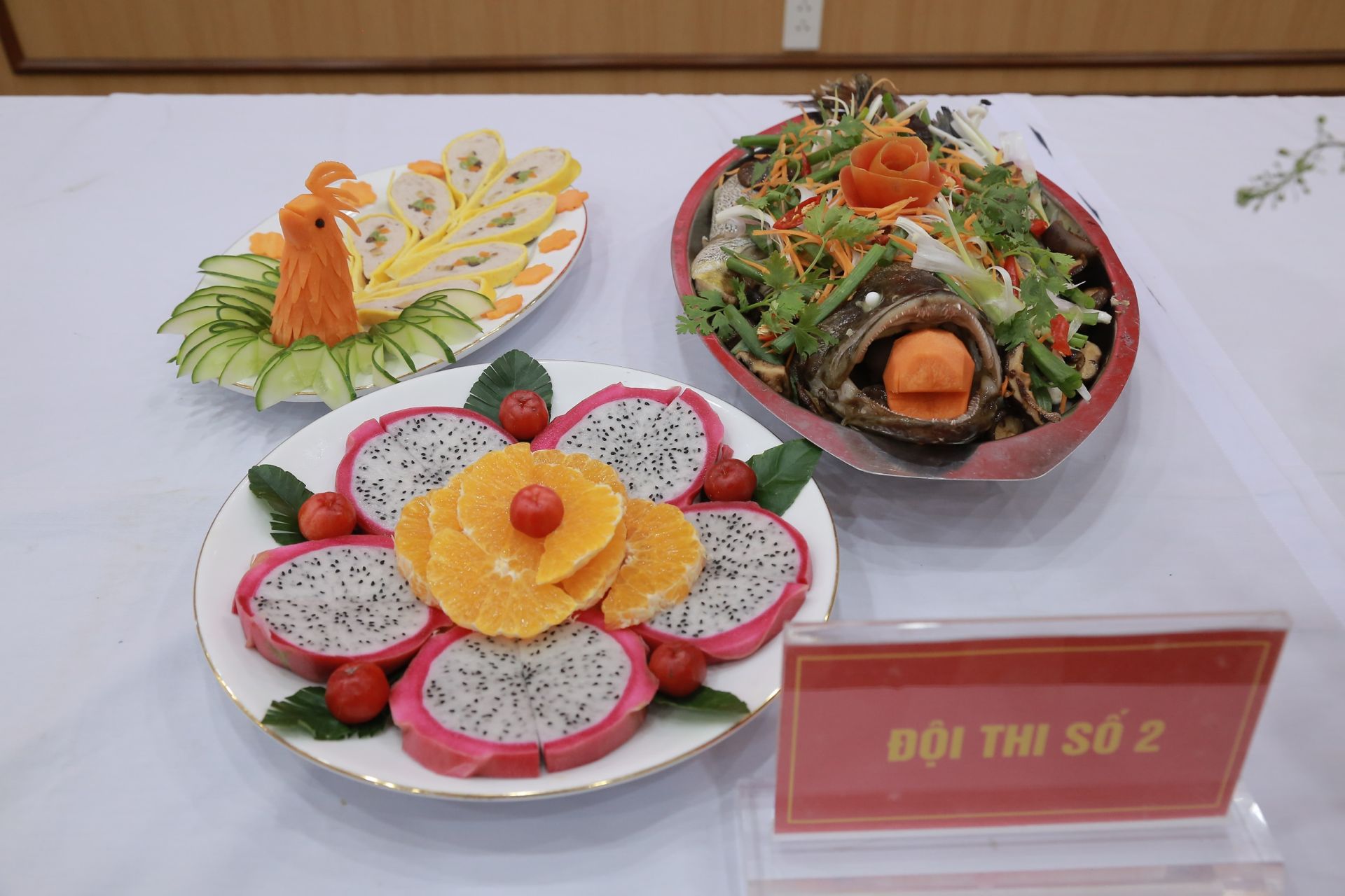 Các món ăn được các nữ Quân nhân trưng bày một cách đẹp mắt