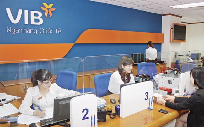 VIB cũng vừa điều chỉnh giảm 0,1%/năm lãi suất tiền gửi các kỳ hạn từ 6-11 tháng xuống còn 4,7%/năm. (Ảnh minh họa) VIB cũng vừa điều chỉnh giảm 0,1%/năm lãi suất tiền gửi các kỳ hạn từ 6-11 tháng xuống còn 4,7%/năm. (Ảnh minh họa)