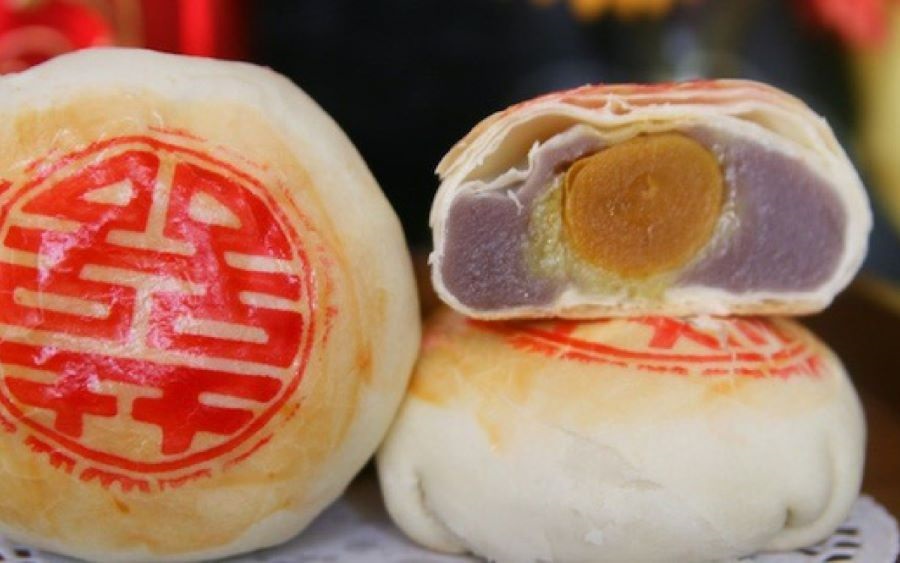 Bánh pía nhân khoai môn Bánh pía nhân khoai môn
