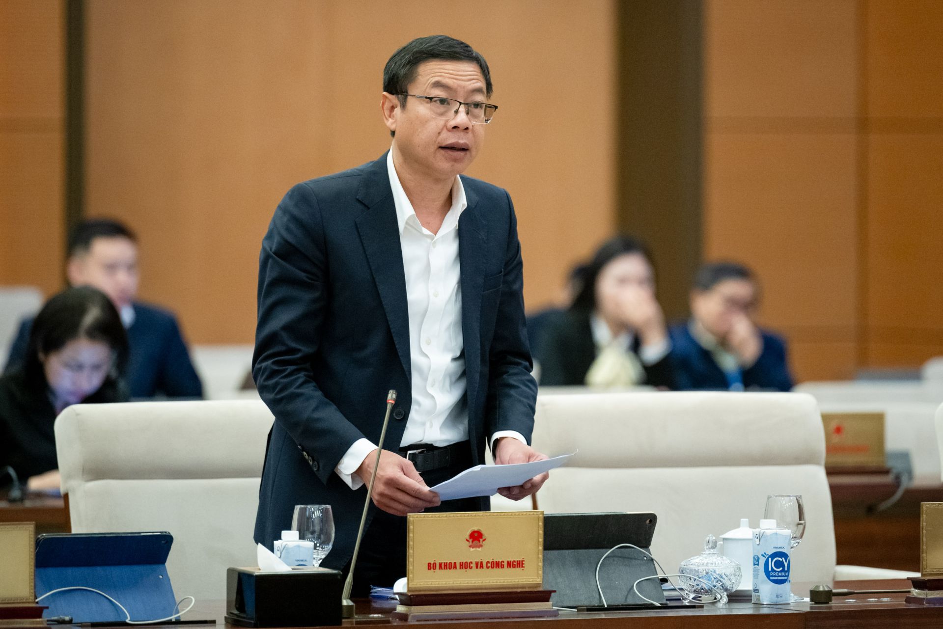 Thứ trưởng Bộ Khoa học và Công nghệ Lê Xuân Định phát biểu tại Phiên họp