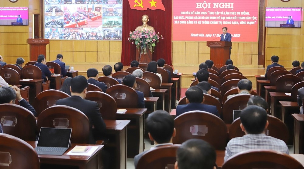 Học tập và làm theo tư tưởng, đạo đức, phong cách Hồ Chí Minh về Đại đoàn kết toàn dân tộc; xây dựng Đảng và hệ thống chính trị trong sạch, vững mạnh