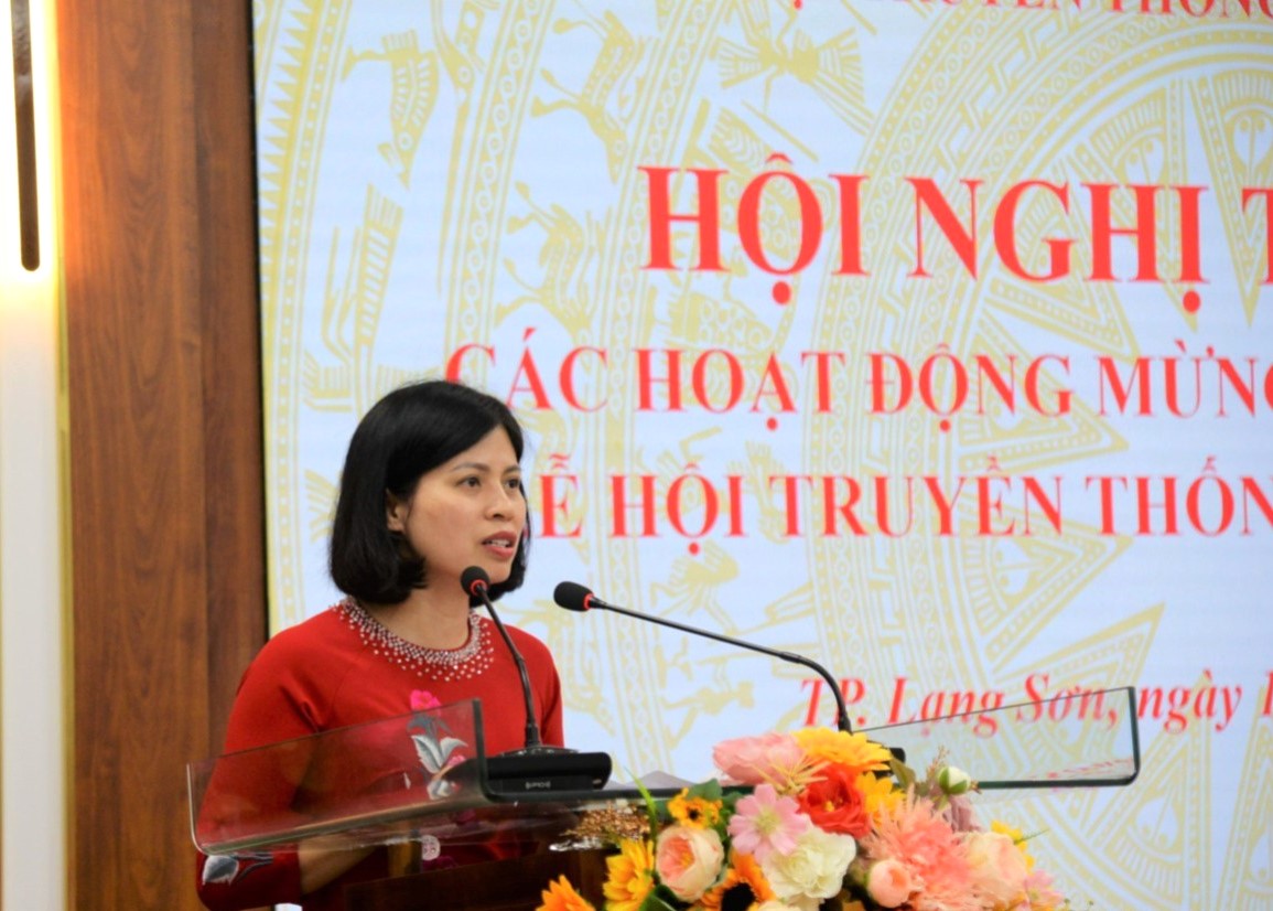 Phó Chủ tịch UBND thành phố Lạng Sơn Hoàng Minh Thảo phát biểu tại hội nghị