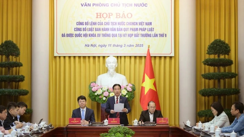 Công bố Lệnh của Chủ tịch nước về Luật Ban hành văn bản quy phạm pháp luật