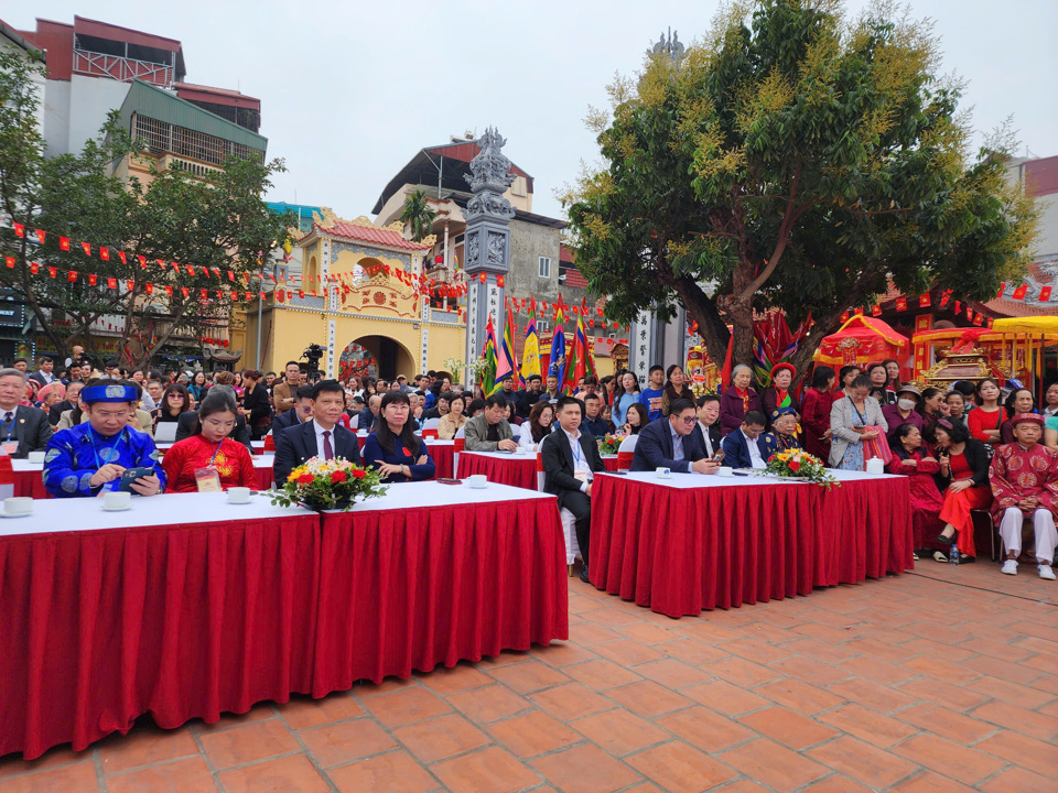 Lễ hội truyền thống 5 làng Mọc năm Ất Tỵ 2025 được tổ chức tại đình Phùng Khoang (phường Trung Văn, quận Nam Từ Liêm). Ảnh: Hà Lâm