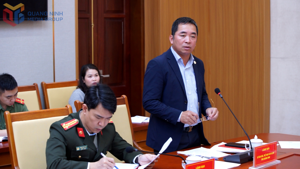 Đại diện Sở Văn hoá Thể thao và Du lịch phát biểu tại cuộc họp. Đại diện Sở Văn hoá Thể thao và Du lịch phát biểu tại cuộc họp.