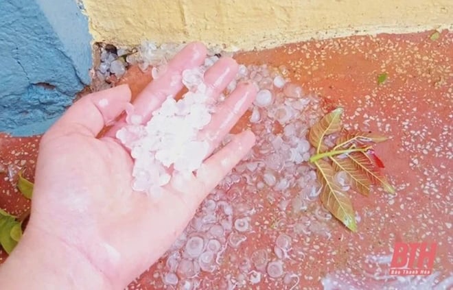 Nhiều nơi trên cả 3 miền Bắc - Trung - Nam xuất hiện mưa đá