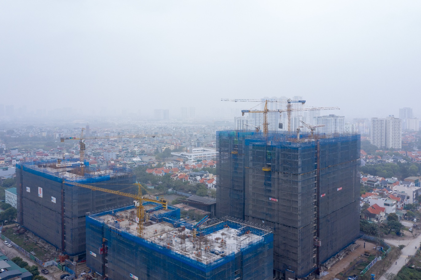 Pháp lý là một trong những yếu tố then chốt, ảnh hưởng trực tiếp đến quyết định mua nhà của người dân (Ảnh: Dự án Hanoi Melody Residences) Pháp lý là một trong những yếu tố then chốt, ảnh hưởng trực tiếp đến quyết định mua nhà của người dân (Ảnh: Dự án Hanoi Melody Residences)