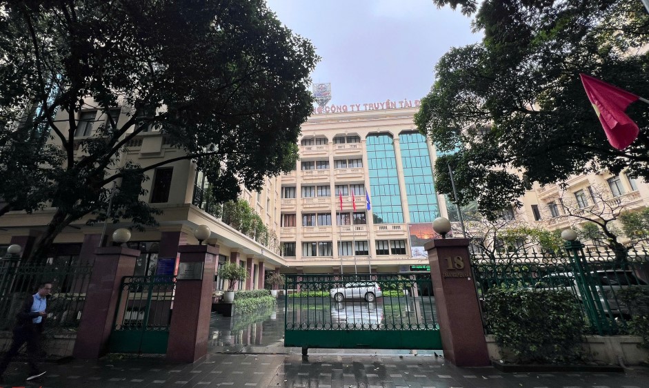 Trụ sở Tổng công ty Truyền tải điện quốc gia cũng phải di dời trong thời gian tới