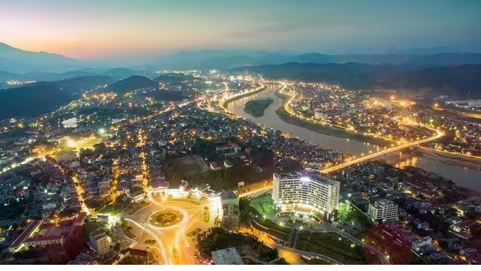 Lào Cai từng bước khẳng định vị trí trung tâm chính trị, kinh tế và đối ngoại của vùng