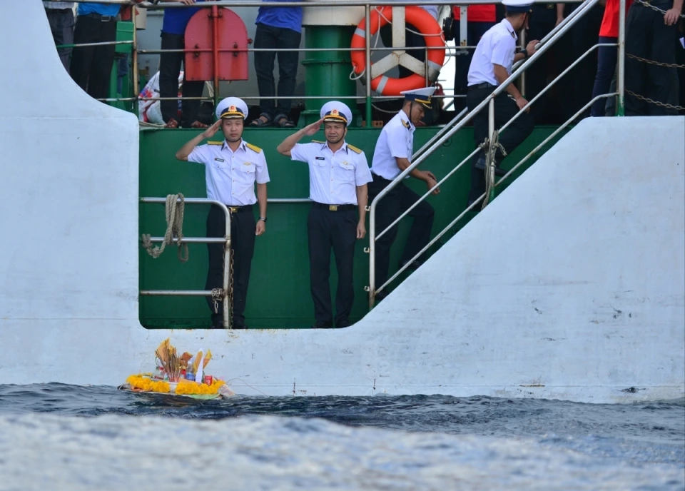 37 năm sự kiện Gạc Ma: “Thấy bóng hình cha giữa biển trời Trường Sa”