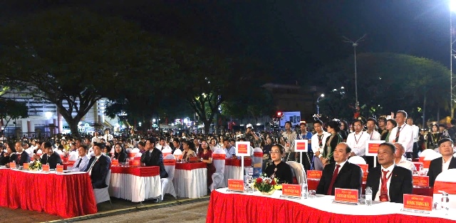 Các Đại biểu về tham dự Lễ bế mạc Lễ hội cà phê năm 2025.