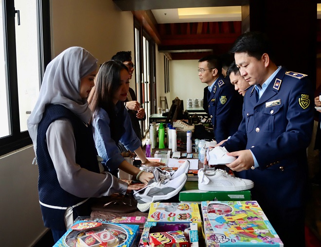 Thương mại điện tử "nóng" vấn nạn hàng giả, bảo vệ người tiêu dùng là ưu tiên hàng đầu