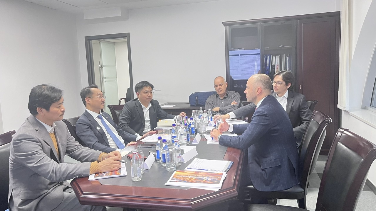 Đoàn công tác PVEP làm việc với Công ty Altay Resources