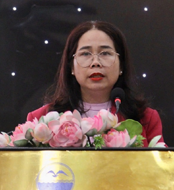 Bà Đỗ Thị Diệu Hạnh phát biểu tại buổi Họp báo. Ảnh: VH