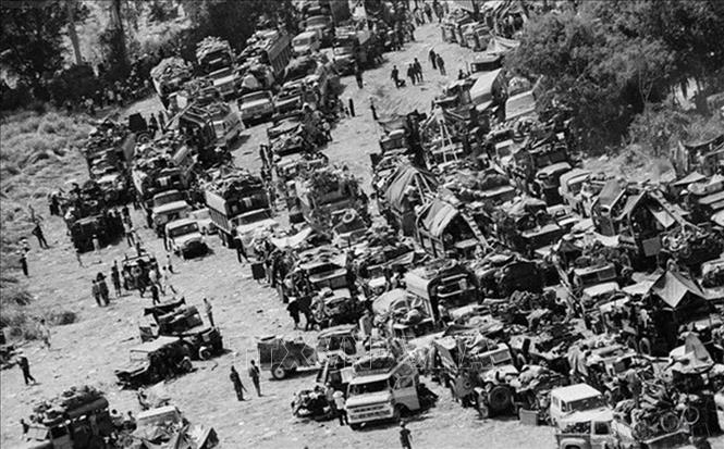 Sư đoàn 320 làm nên chiến thắng Cheo Reo trong trận truy kích địch trên Đường 7 - Cheo Reo (16/3 – 24/3/1975) trong chiến dịch Tây Nguyên. Ảnh: Tư liệu/TTXVN phát Sư đoàn 320 làm nên chiến thắng Cheo Reo trong trận truy kích địch trên Đường 7 - Cheo Reo (16/3 – 24/3/1975) trong chiến dịch Tây Nguyên. Ảnh: Tư liệu/TTXVN phát