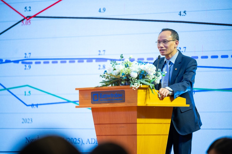 TS Cấn Văn Lực - Chuyên gia Kinh tế trưởng BIDV, Thành viên Hội đồng Tư vấn Chính sách Tài chính - tiền tệ Quốc gia - Ảnh: VGP/HT TS Cấn Văn Lực - Chuyên gia Kinh tế trưởng BIDV, Thành viên Hội đồng Tư vấn Chính sách Tài chính - tiền tệ Quốc gia - Ảnh: VGP/HT