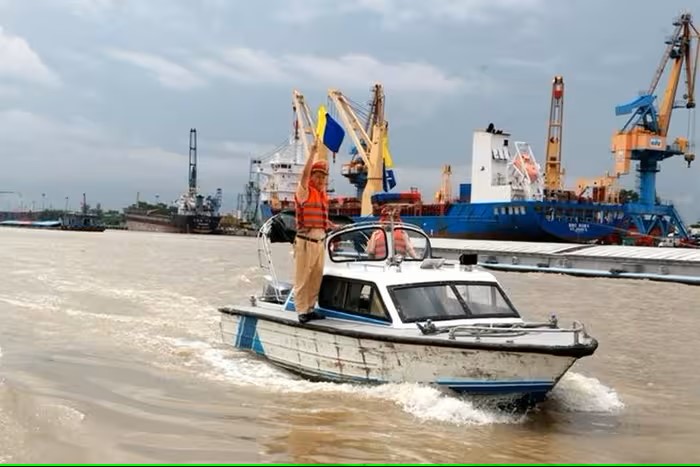 Đề xuất quy định về đăng kiểm phương tiện thủy Công an nhân dân Đề xuất quy định về đăng kiểm phương tiện thủy Công an nhân dân
