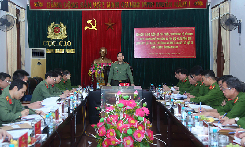 Toàn cảnh buổi làm việc Toàn cảnh buổi làm việc