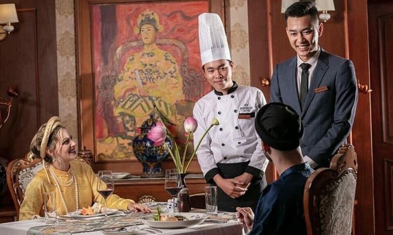 Ẩm Thực Đỉnh Cao Trên Du Thuyền Heritage Bình Chuẩn và Emperor Cruises của Lux Cruises - Ảnh: VGP