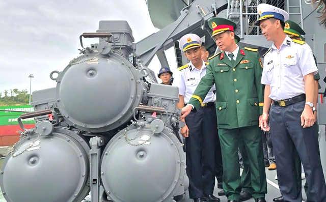 Chuyến thăm của tàu Suzunami nằm trong khuôn khổ hợp tác song phương giữa hải quân Việt Nam - Nhật Bản.