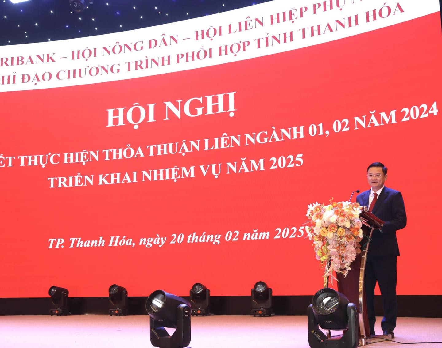 Đ/c Nguyễn Thuần Phong- GĐ Agribank Thanh Hoá - Trưởng BCĐ CTPH phát biểu khai mạc