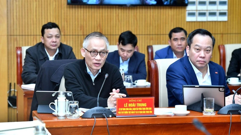Các đại biểu dự hội nghị Ban Chấp hành Đảng bộ các cơ quan Đảng Trung ương. (Ảnh: ĐĂNG KHOA) Các đại biểu dự hội nghị Ban Chấp hành Đảng bộ các cơ quan Đảng Trung ương. (Ảnh: ĐĂNG KHOA)