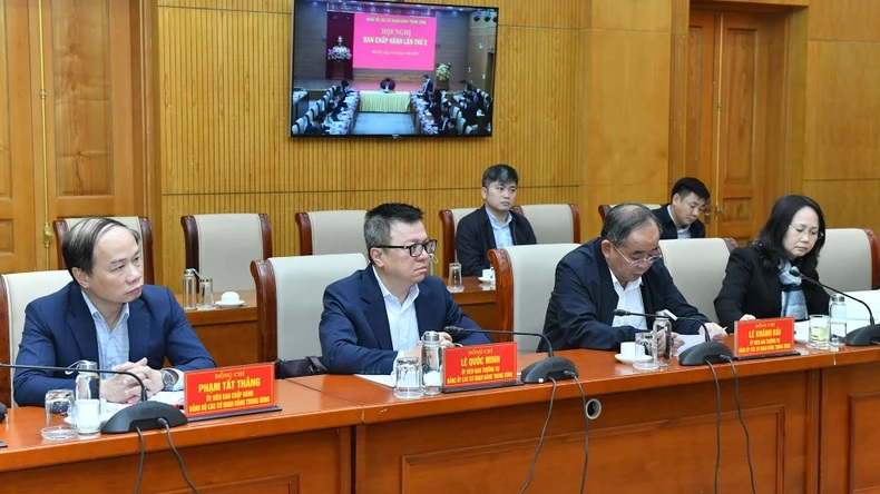 Các đồng chí Ủy viên Ban Thường vụ, Ban Chấp hành Đảng bộ dự hội nghị. (Ảnh: ĐĂNG KHOA) Các đồng chí Ủy viên Ban Thường vụ, Ban Chấp hành Đảng bộ dự hội nghị. (Ảnh: ĐĂNG KHOA)