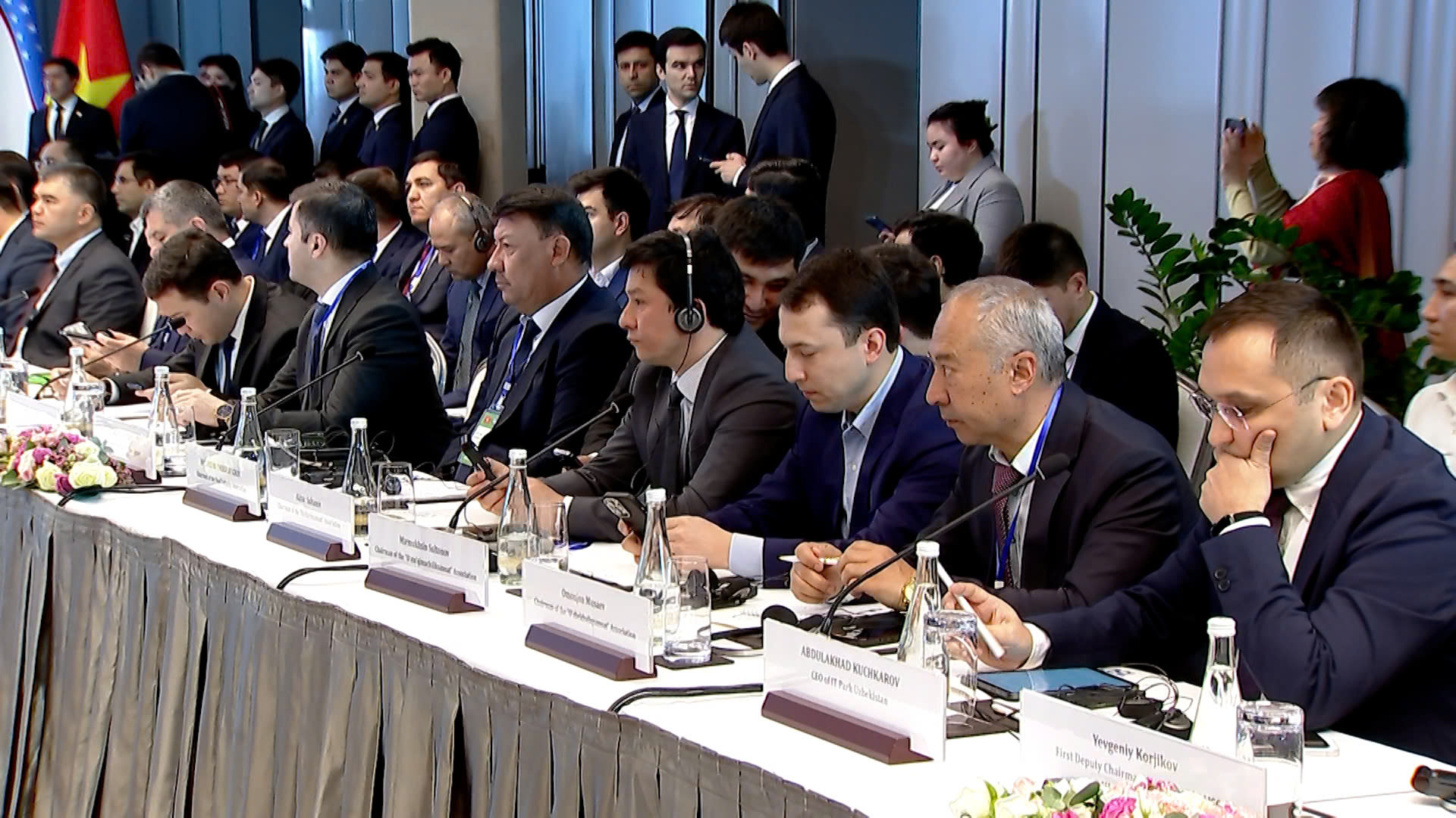 Đoàn đại biểu Uzbekistan tham dự Tọa đàm Đoàn đại biểu Uzbekistan tham dự Tọa đàm
