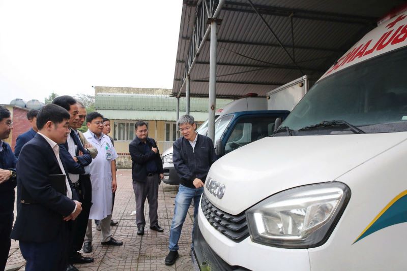 Vingroup sẽ hỗ trợ xe cấp cứu chuyên dụng phục vụ cấp cứu ngoại viện.