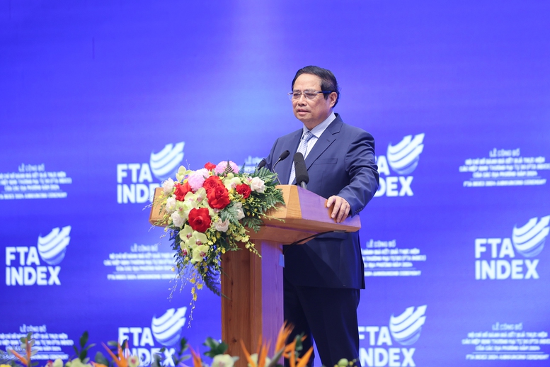 Thủ tướng Phạm Minh Chính đánh giá cao nỗ lực của Bộ Công Thương và các cơ quan liên quan trong lần đầu tiên xây dựng và thực hiện công bố FTA Index - Ảnh: VGP/Nhật Bắc Thủ tướng Phạm Minh Chính đánh giá cao nỗ lực của Bộ Công Thương và các cơ quan liên quan trong lần đầu tiên xây dựng và thực hiện công bố FTA Index - Ảnh: VGP/Nhật Bắc