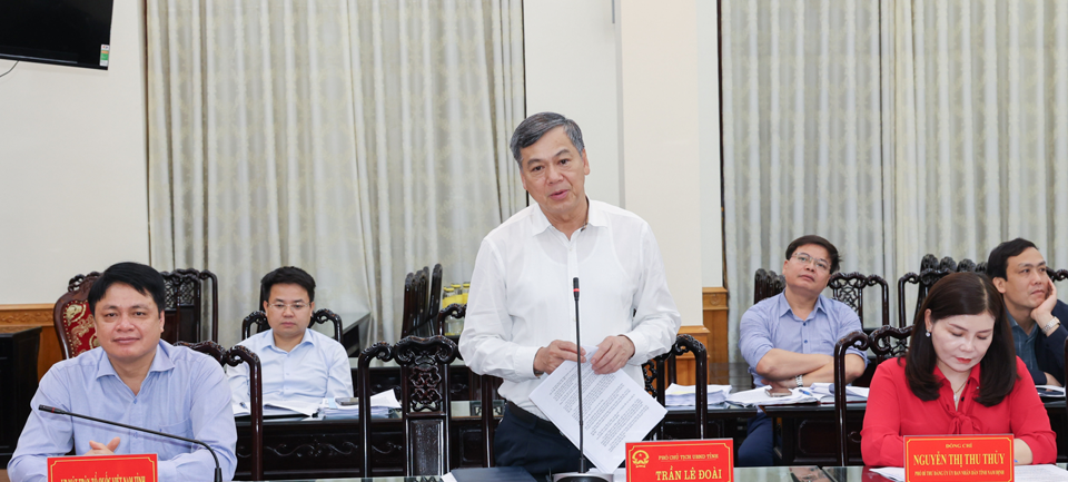 Phó Chủ tịch UBND tỉnh Trần Lê Đoài phát biểu tại hội nghị. Phó Chủ tịch UBND tỉnh Trần Lê Đoài phát biểu tại hội nghị.