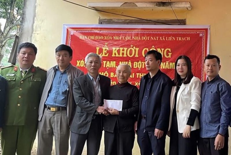 Xã Liên Trạch, huyện Bố Trạch triển khai xóa nhà tạm, nhà dột nát cho hộ nghèo nhằm hướng tới mục tiêu giảm nghèo bền vững. Xã Liên Trạch, huyện Bố Trạch triển khai xóa nhà tạm, nhà dột nát cho hộ nghèo nhằm hướng tới mục tiêu giảm nghèo bền vững.