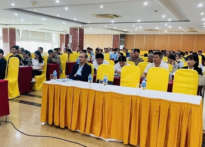 Các đại biểu tham dự hội nghị