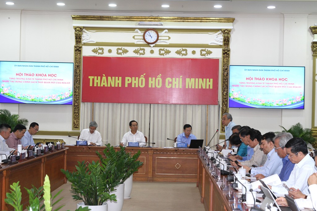 Chủ tịch Hiệp hội DN TP. HCM (HUBA) Nguyễn Ngọc Hòa kiến nghị các giải pháp tăng trưởng mới cho Thành phố Chủ tịch Hiệp hội DN TP. HCM (HUBA) Nguyễn Ngọc Hòa kiến nghị các giải pháp tăng trưởng mới cho Thành phố