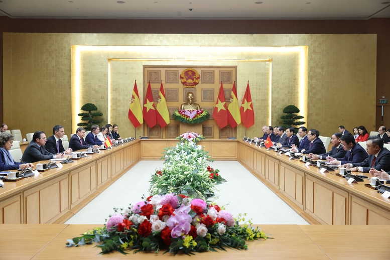 Thủ tướng Phạm Minh Chính hội đàm với Thủ tướng Tây Ban Nha Pedro Sánchez - Ảnh: VGP/Nhật Bắc