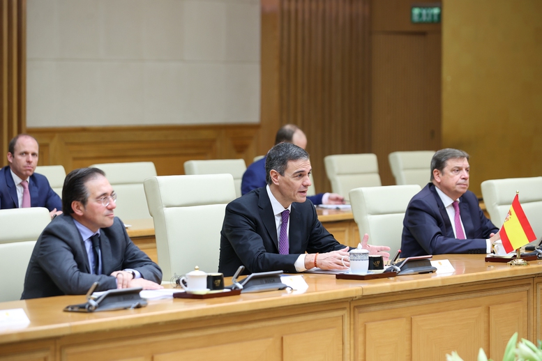 Thủ tướng Tây Ban Nha đánh giá cao những đóng góp tích cực của cộng đồng người Việt Nam tại Tây Ban Nha đối với kinh tế - xã hội sở tại - Ảnh: VGP/Nhật Bắc