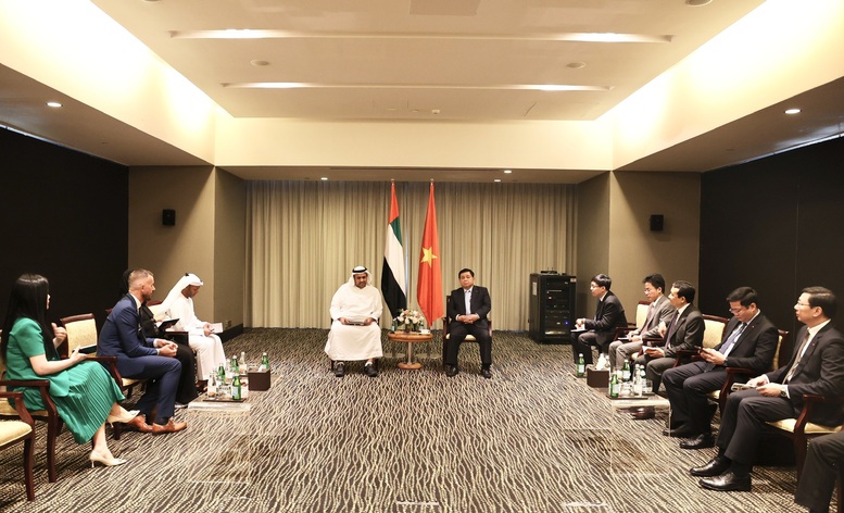 Phó Thủ tướng Chính phủ Nguyễn Chí Dũng tiếp ông Fahad Al Ameri, Giám đốc điều hành Cơ quan phụ trách hợp tác phát triển (ODA) thuộc Văn phòng Tổng thống UAE - Ảnh: VGP/Thu Sa Phó Thủ tướng Chính phủ Nguyễn Chí Dũng tiếp ông Fahad Al Ameri, Giám đốc điều hành Cơ quan phụ trách hợp tác phát triển (ODA) thuộc Văn phòng Tổng thống UAE - Ảnh: VGP/Thu Sa