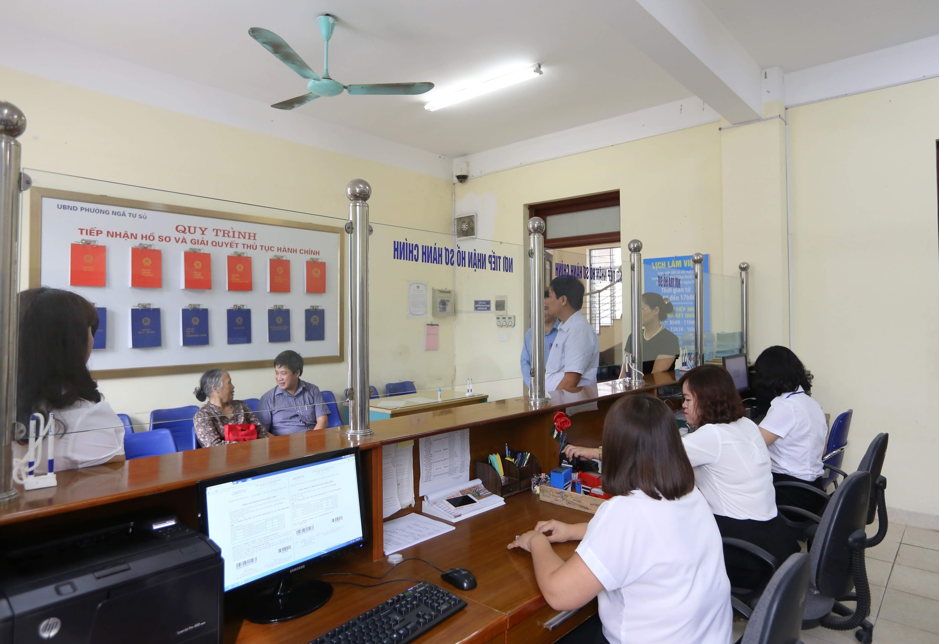 Bộ Tư pháp đề xuất thẩm quyền mới cho cấp xã trong tổ chức chính quyền địa phương 2 cấp. Ảnh minh họa, nguồn internet. Bộ Tư pháp đề xuất thẩm quyền mới cho cấp xã trong tổ chức chính quyền địa phương 2 cấp. Ảnh minh họa, nguồn internet.