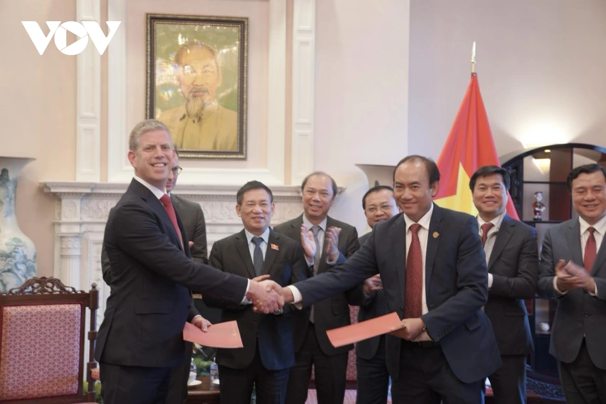 Phó Thủ tướng Hồ Đức Phớc chứng kiến Lễ trao Bản ghi nhớ hợp tác giữa công ty cổ phần hàng không Vietjet và công ty Air Finance của Hoa Kỳ