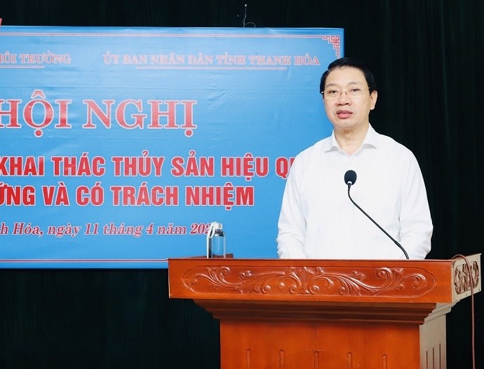 Phó Chủ tịch UBND tỉnh Lê Đức Giang phát biểu tại hội nghị.