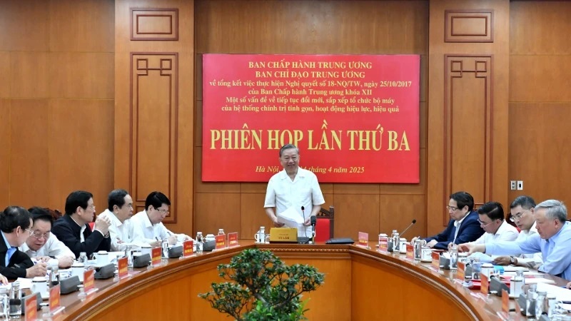 Tổng Bí thư Tô Lâm chủ trì Phiên họp lần thứ 3 về tổng kết việc thực hiện Nghị quyết số 18-NQ/TW. (Ảnh: ĐĂNG KHOA) Tổng Bí thư Tô Lâm chủ trì Phiên họp lần thứ 3 về tổng kết việc thực hiện Nghị quyết số 18-NQ/TW. (Ảnh: ĐĂNG KHOA)