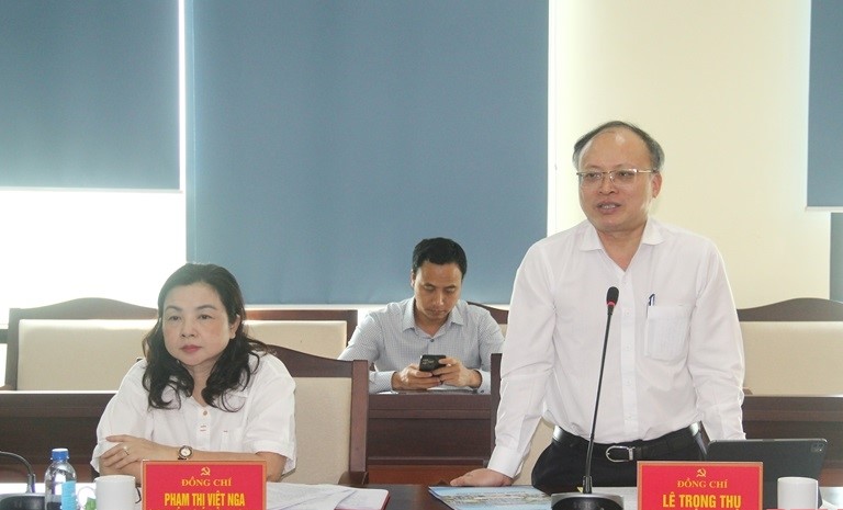 Chủ tịch UBND thành phố Lê Trọng Thụ phát biểu tại hội nghị.