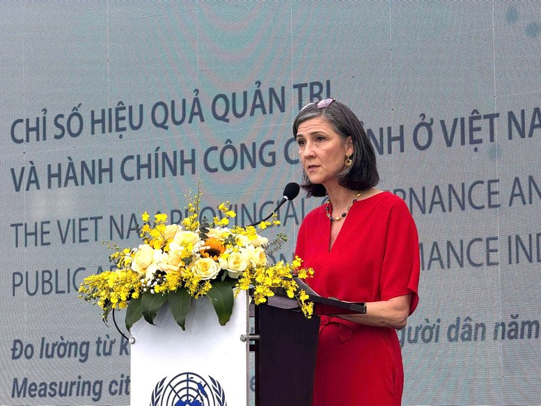 Bà Ramla Khalidi – Trưởng Đại diện UNDP tại Việt Nam phát biểu tại buổi công bố báo cáo - Ảnh: VGP/HT